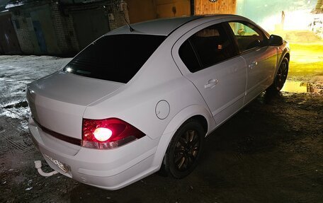 Opel Astra H, 2013 год, 940 000 рублей, 4 фотография