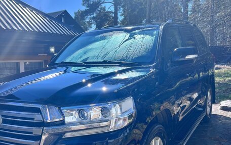 Toyota Land Cruiser 200, 2015 год, 4 700 000 рублей, 11 фотография