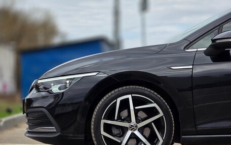 Volkswagen Golf VIII, 2020 год, 2 450 000 рублей, 15 фотография