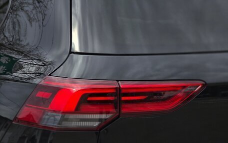 Volkswagen Golf VIII, 2020 год, 2 450 000 рублей, 19 фотография