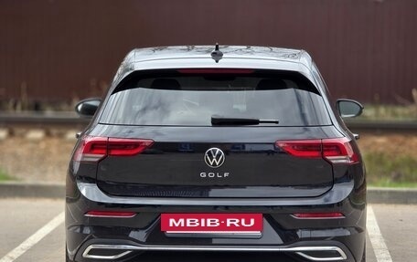 Volkswagen Golf VIII, 2020 год, 2 450 000 рублей, 18 фотография