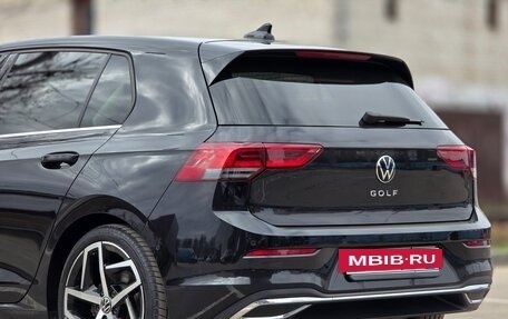 Volkswagen Golf VIII, 2020 год, 2 450 000 рублей, 17 фотография