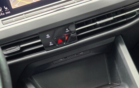 Volkswagen Golf VIII, 2020 год, 2 450 000 рублей, 32 фотография