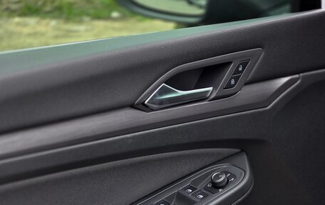 Volkswagen Golf VIII, 2020 год, 2 450 000 рублей, 30 фотография