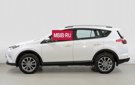 Toyota RAV4, 2018 год, 2 900 000 рублей, 8 фотография
