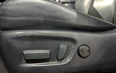 Toyota RAV4, 2018 год, 2 900 000 рублей, 29 фотография