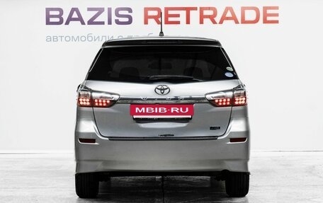 Toyota Wish II, 2013 год, 1 599 000 рублей, 6 фотография