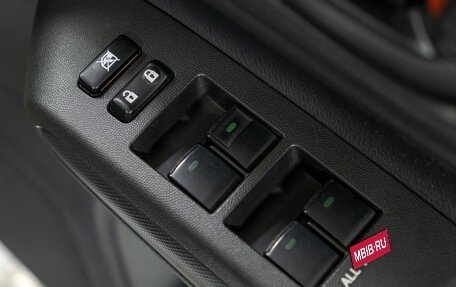 Toyota Wish II, 2013 год, 1 599 000 рублей, 13 фотография