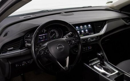 Opel Insignia II рестайлинг, 2019 год, 1 749 000 рублей, 10 фотография