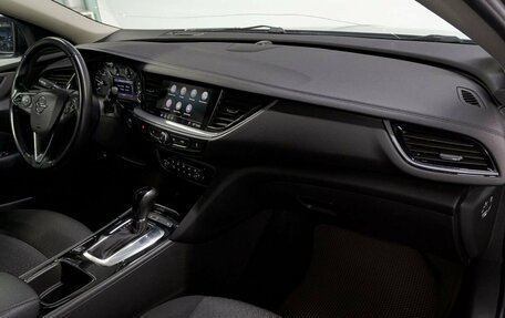 Opel Insignia II рестайлинг, 2019 год, 1 749 000 рублей, 17 фотография