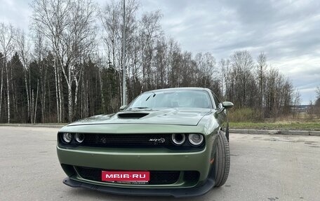 Dodge Challenger III рестайлинг 2, 2017 год, 11 200 000 рублей, 1 фотография