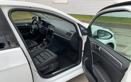 Volkswagen Golf VII, 2017 год, 1 700 000 рублей, 3 фотография