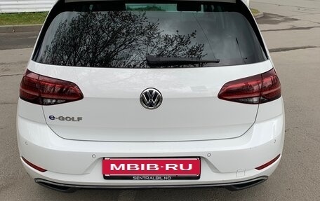 Volkswagen Golf VII, 2017 год, 1 700 000 рублей, 6 фотография