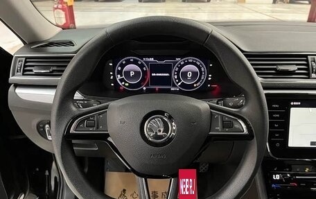 Skoda Superb III рестайлинг, 2023 год, 2 190 000 рублей, 8 фотография