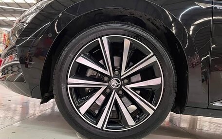 Skoda Superb III рестайлинг, 2023 год, 2 190 000 рублей, 19 фотография