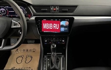 Skoda Superb III рестайлинг, 2023 год, 2 190 000 рублей, 14 фотография