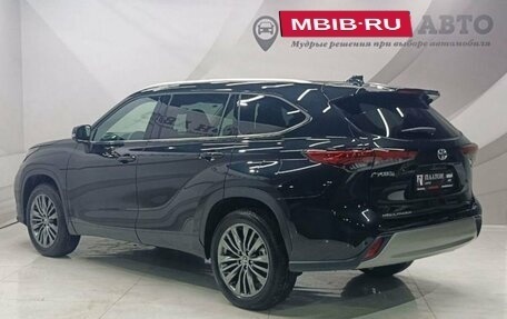 Toyota Highlander, 2026 год, 5 499 000 рублей, 7 фотография