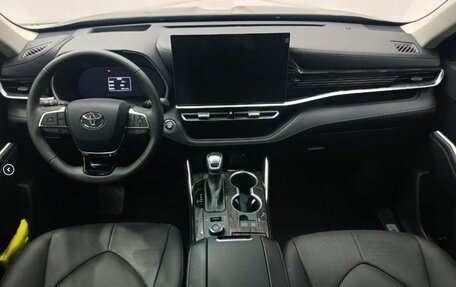 Toyota Highlander, 2026 год, 5 499 000 рублей, 9 фотография