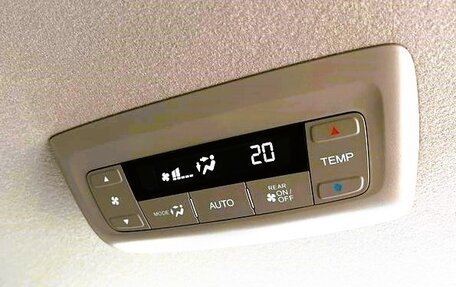 Honda Stepwgn IV, 2021 год, 2 200 000 рублей, 2 фотография