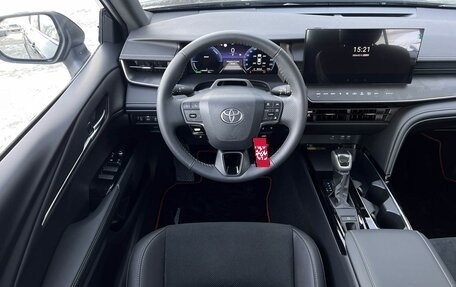 Toyota Camry, 2026 год, 3 990 000 рублей, 10 фотография