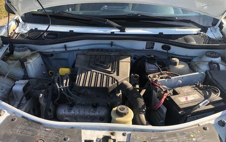 Renault Sandero I, 2014 год, 600 000 рублей, 9 фотография