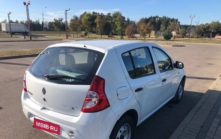 Renault Sandero I, 2014 год, 600 000 рублей, 4 фотография