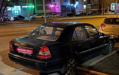 Mercedes-Benz C-Класс, 1995 год, 395 000 рублей, 4 фотография