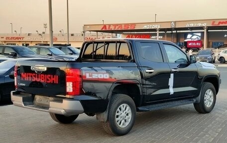 Mitsubishi L200, 2026 год, 3 890 000 рублей, 5 фотография