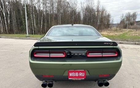 Dodge Challenger III рестайлинг 2, 2017 год, 11 200 000 рублей, 3 фотография