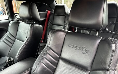 Dodge Challenger III рестайлинг 2, 2017 год, 11 200 000 рублей, 11 фотография