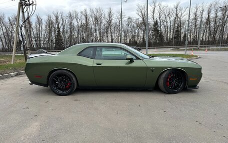 Dodge Challenger III рестайлинг 2, 2017 год, 11 200 000 рублей, 14 фотография