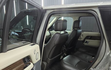 Land Rover Range Rover IV рестайлинг, 2018 год, 7 280 000 рублей, 12 фотография