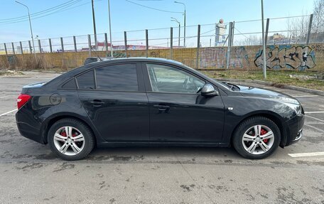 Chevrolet Cruze II, 2011 год, 850 000 рублей, 4 фотография