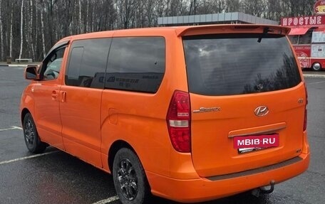 Hyundai Grand Starex Grand Starex I рестайлинг 2, 2010 год, 1 300 000 рублей, 15 фотография