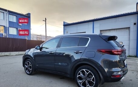 KIA Sportage IV рестайлинг, 2021 год, 2 850 000 рублей, 4 фотография