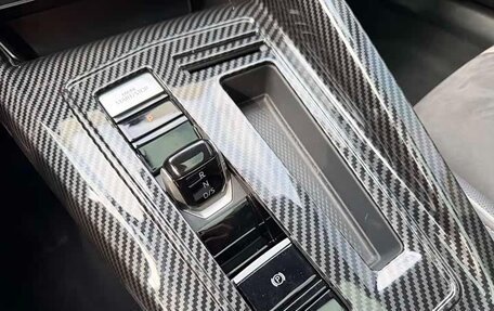 Volkswagen Golf VIII, 2022 год, 2 100 000 рублей, 15 фотография