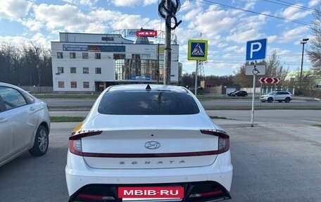 Hyundai Sonata VIII, 2022 год, 2 300 000 рублей, 6 фотография