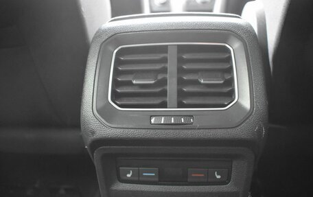 Volkswagen Tiguan II, 2017 год, 2 255 000 рублей, 12 фотография