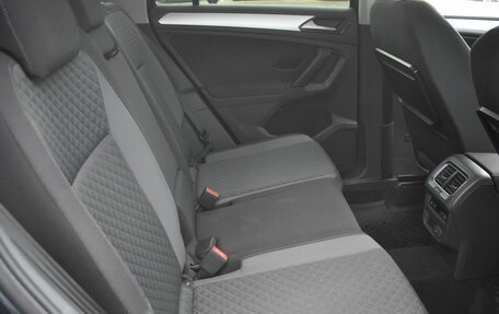 Volkswagen Tiguan II, 2017 год, 2 255 000 рублей, 11 фотография