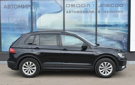 Volkswagen Tiguan II, 2017 год, 2 255 000 рублей, 4 фотография