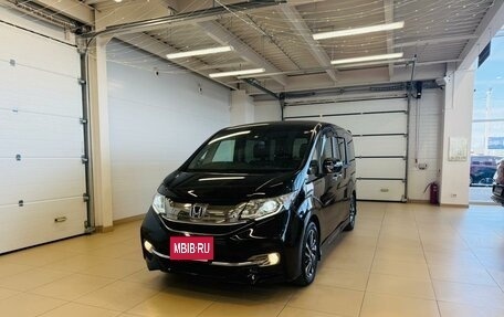 Honda Stepwgn IV, 2015 год, 2 039 900 рублей, 2 фотография