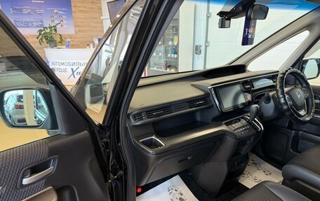 Honda Stepwgn IV, 2015 год, 2 039 900 рублей, 12 фотография