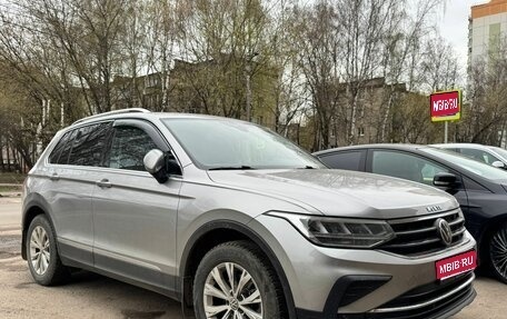 Volkswagen Tiguan II, 2021 год, 3 650 000 рублей, 1 фотография