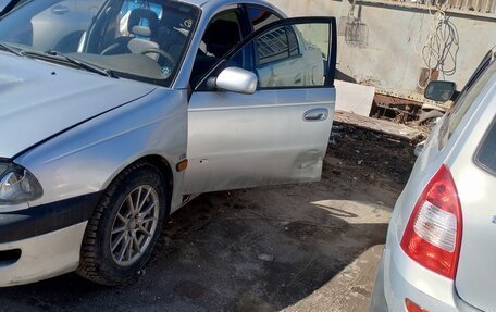 Toyota Avensis III рестайлинг, 2000 год, 125 000 рублей, 5 фотография