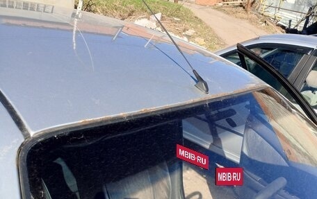 Toyota Avensis III рестайлинг, 2000 год, 125 000 рублей, 9 фотография