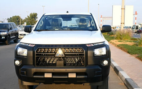 Mitsubishi L200, 2026 год, 4 499 999 рублей, 2 фотография