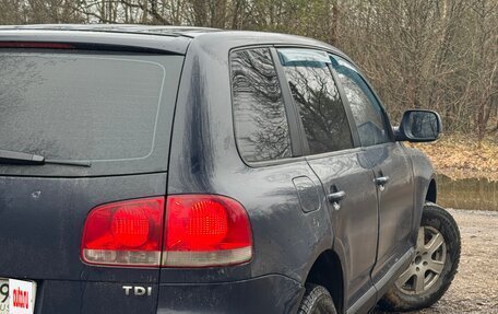 Volkswagen Touareg III, 2004 год, 570 000 рублей, 6 фотография