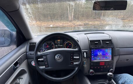 Volkswagen Touareg III, 2004 год, 570 000 рублей, 12 фотография