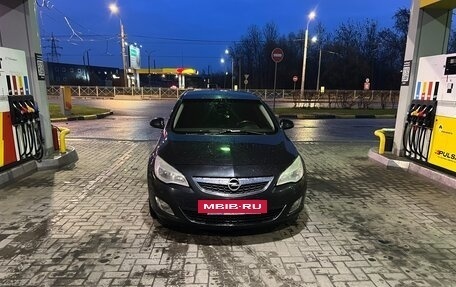 Opel Astra J, 2011 год, 530 000 рублей, 4 фотография