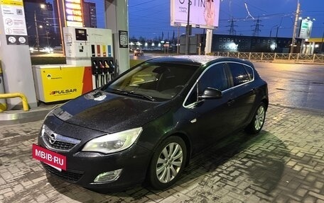 Opel Astra J, 2011 год, 530 000 рублей, 3 фотография